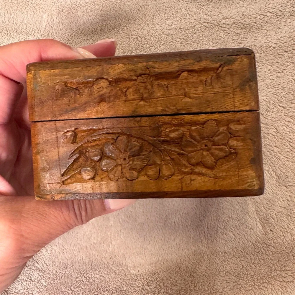 Hand Carved Floral Wood Trinket Jewelry Box Boho Whimsygoth India Brass Inlay